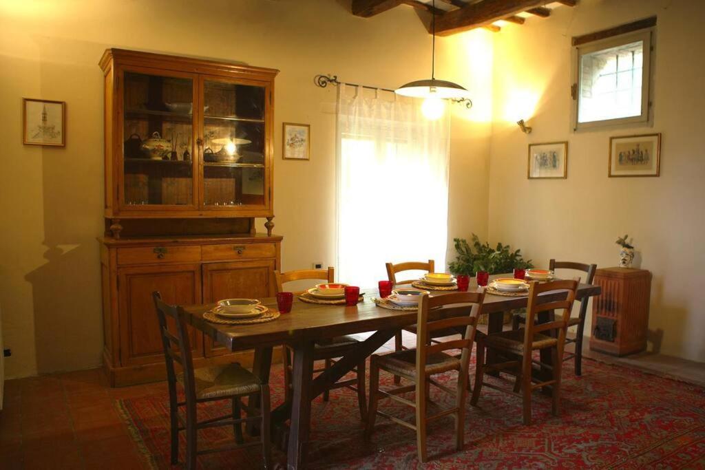 A Casa La L'aiola, With Jacuzzi And Ac Villa