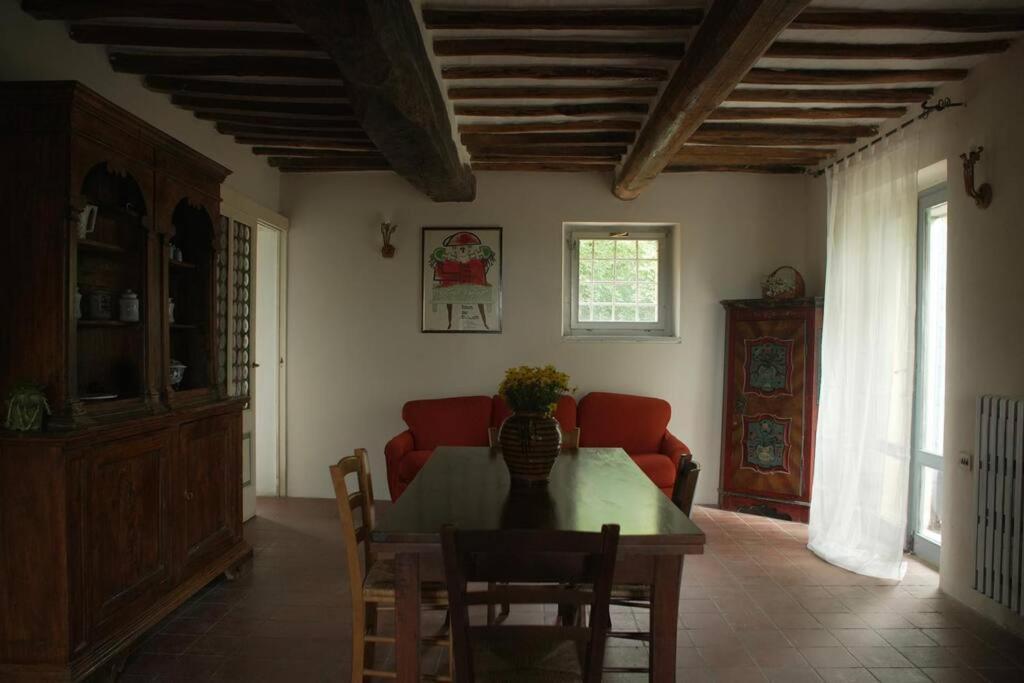 A Casa La L'aiola, With Jacuzzi And Ac