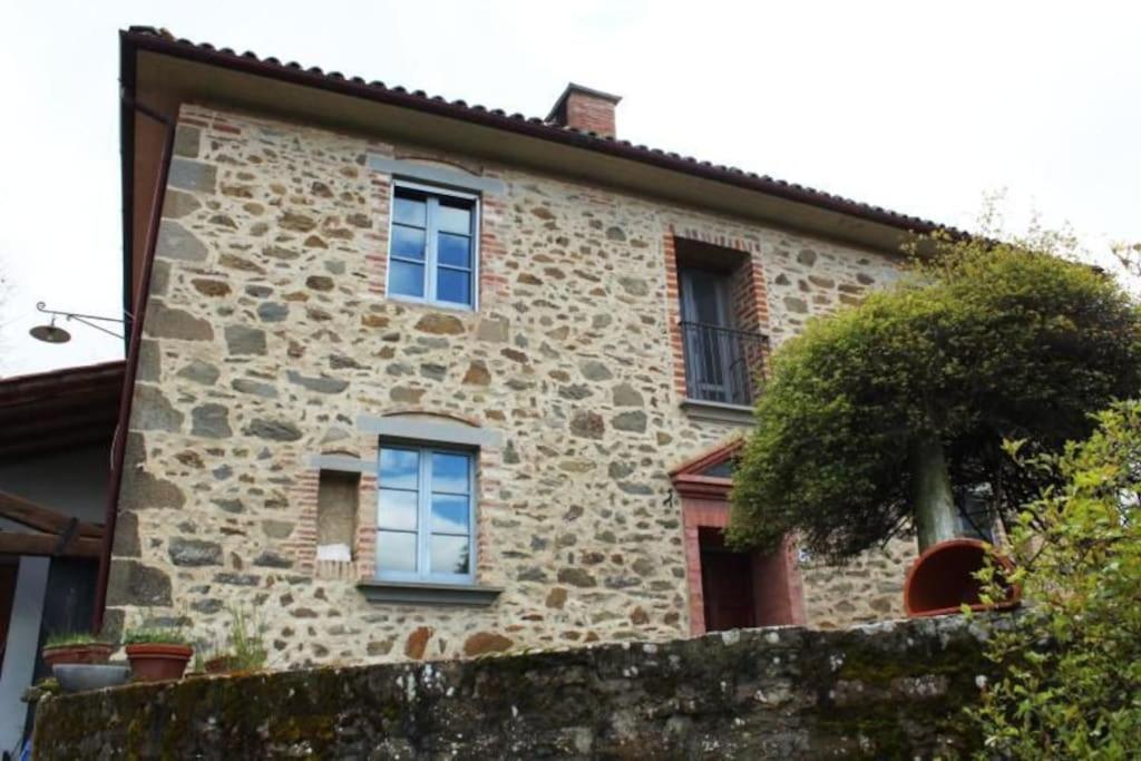 A Casa La L'aiola, With Jacuzzi And Ac